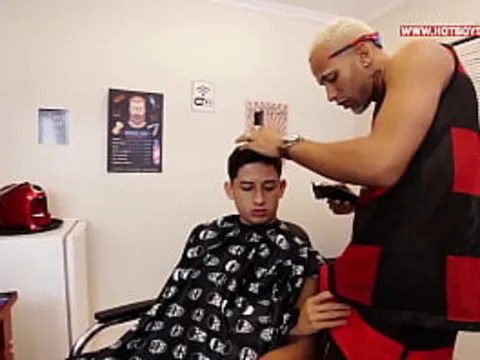 Barber cumulate rolling in money in my